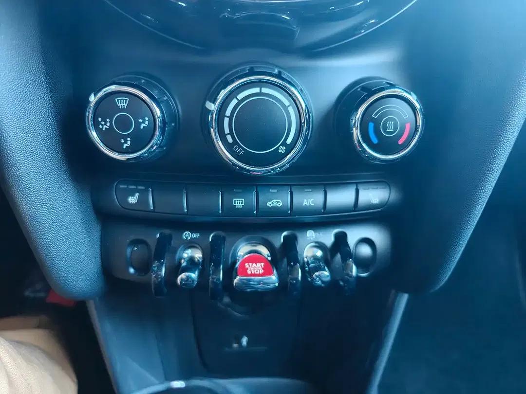 MINI One Facelift - foto 15
