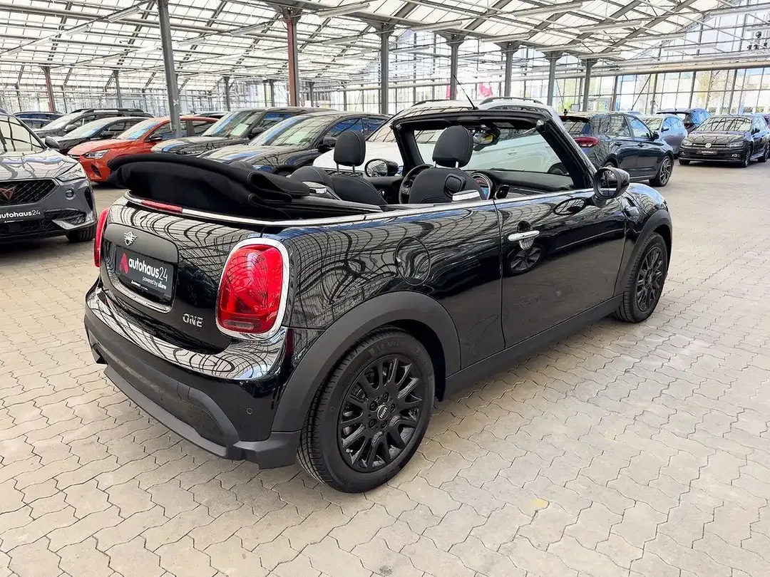 MINI One Cabrio Essential Trim - Thumbnail 10