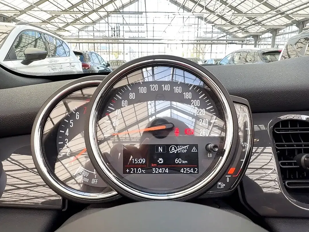 MINI One Cabrio Essential Trim - Thumbnail 11