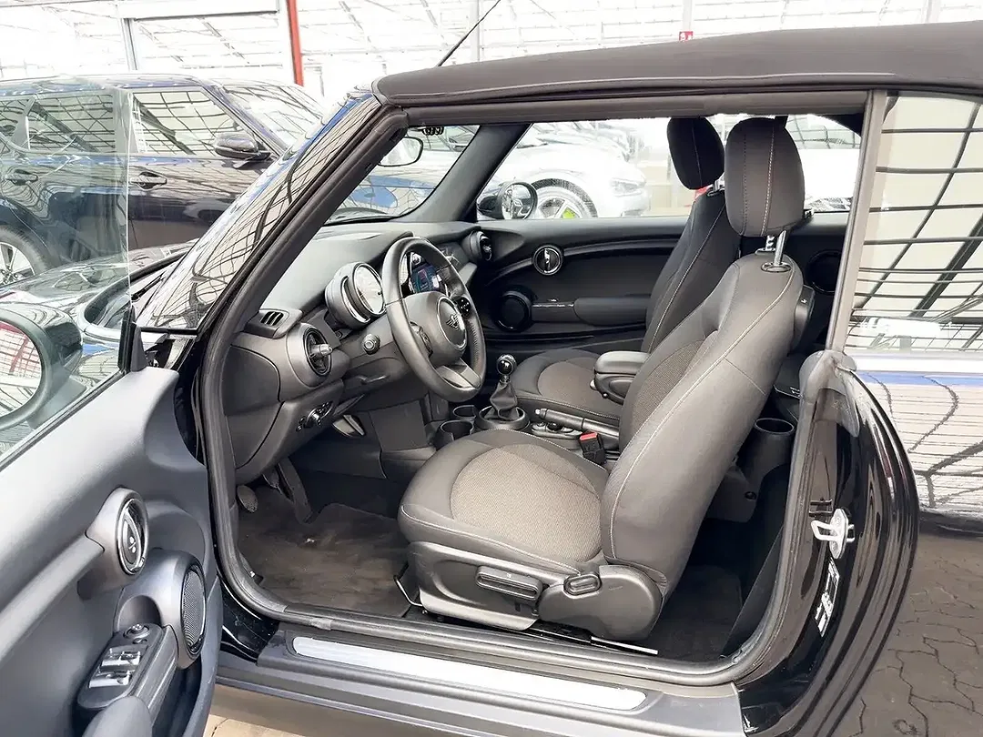 MINI One Cabrio Essential Trim - Thumbnail 12