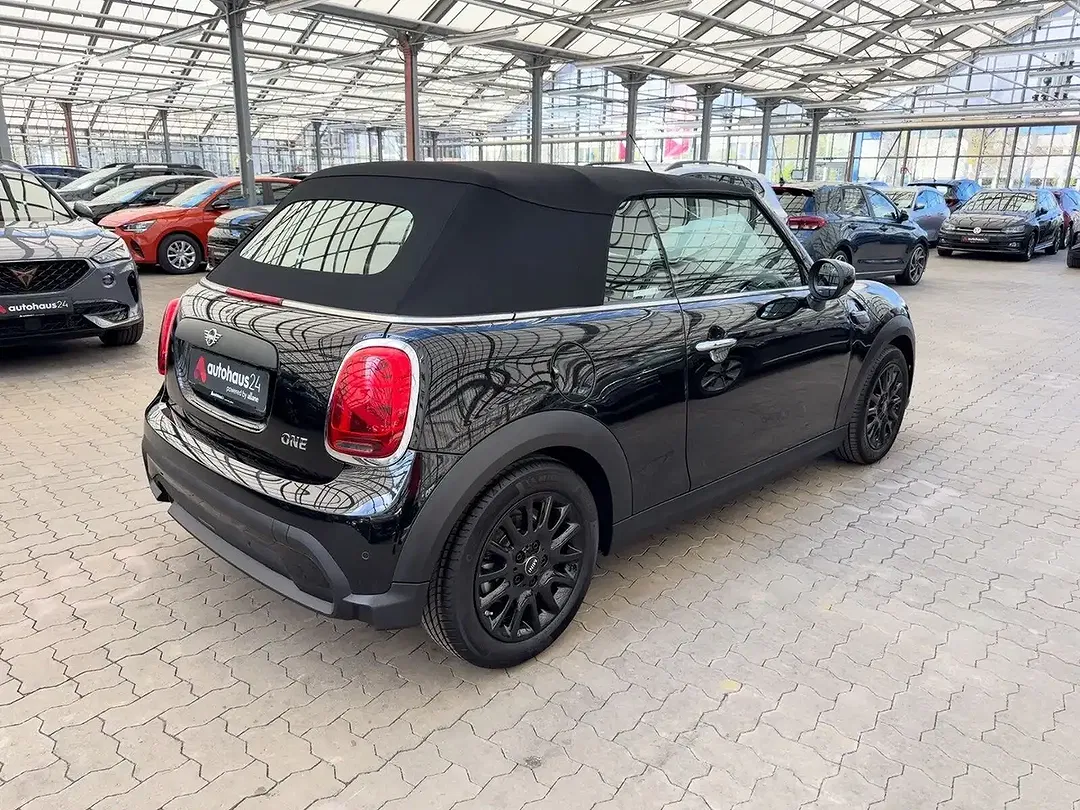 MINI One Cabrio Essential Trim - Thumbnail 5