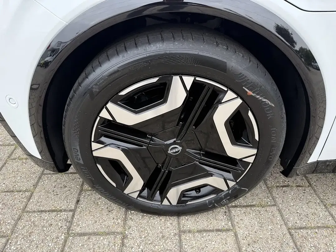 Nissan Micra EV - Thumbnail 6