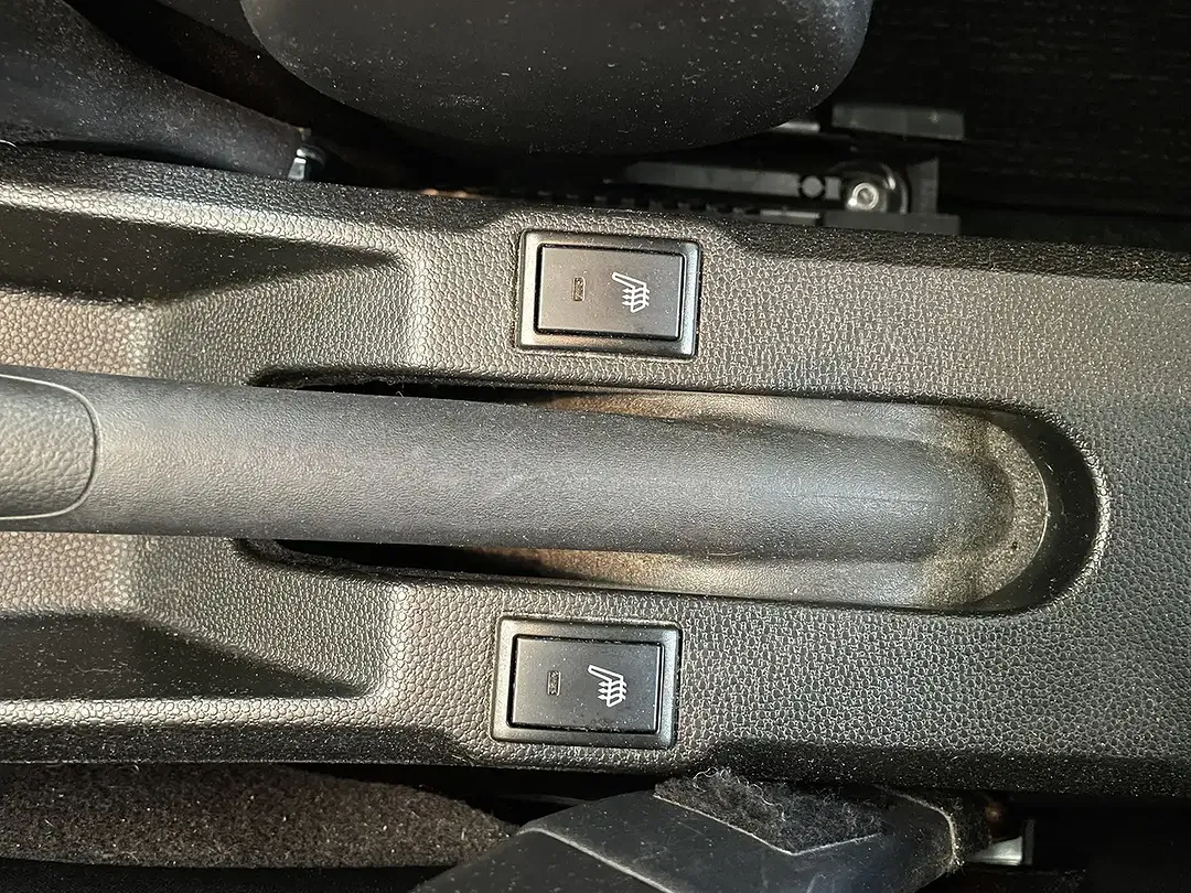 Suzuki Ignis Hybrid Comfort - Thumbnail 14