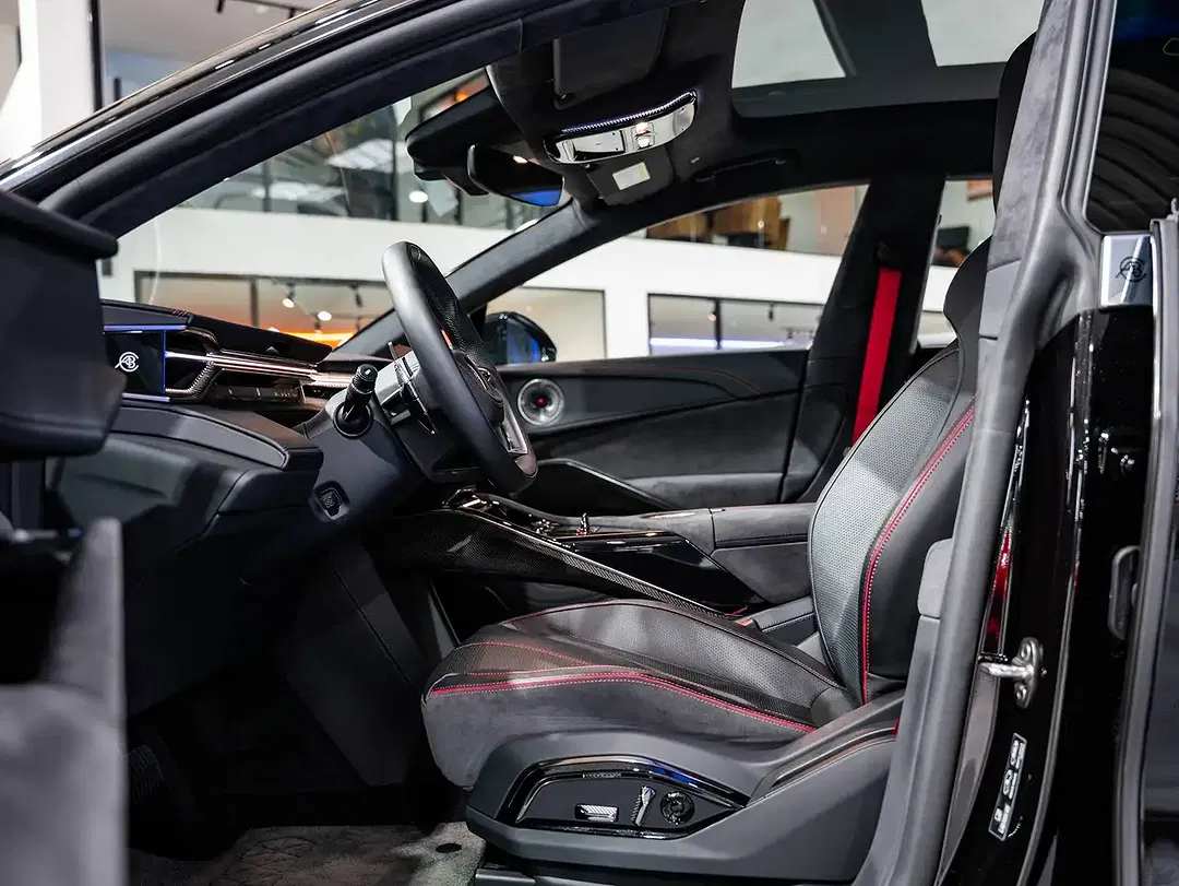 Lotus Eletre 4x4 - foto 15