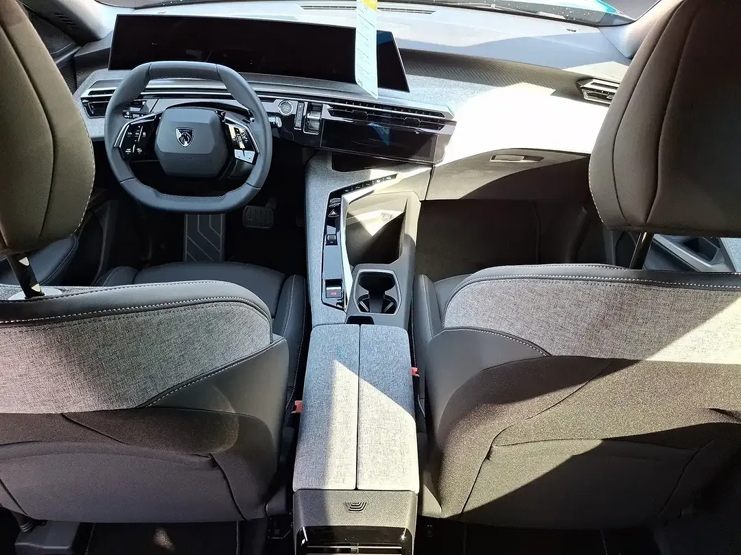 Peugeot 5008 145 e-DSC6 Hybrid Allure Business - Thumbnail 8