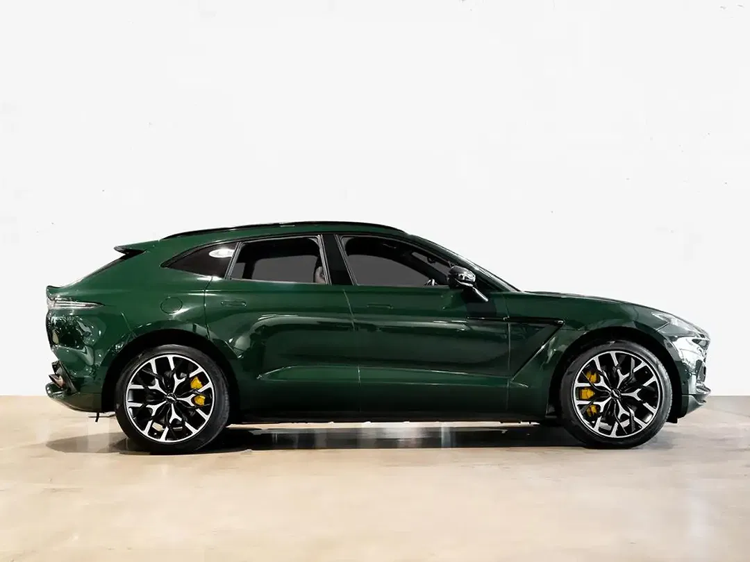 Aston Martin DBX - Thumbnail 13