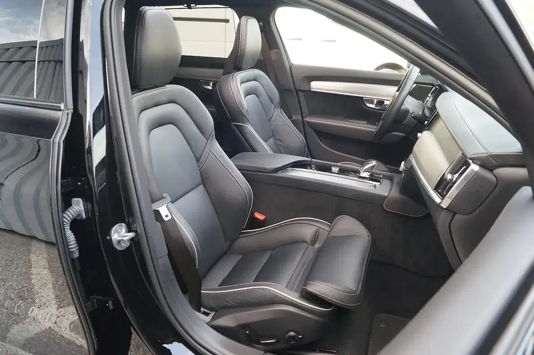 Volvo V90 B4 Geartronic AWD Cross Country Plus - Thumbnail 9