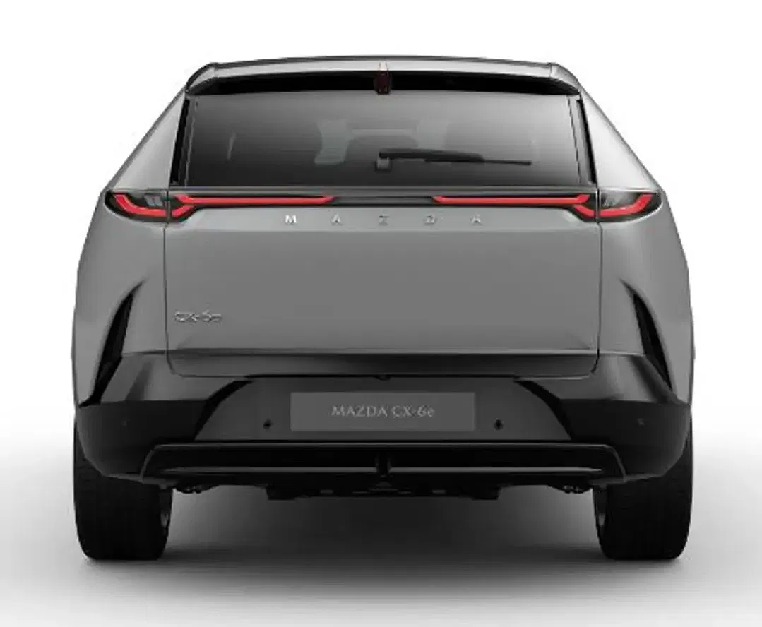 Mazda CX-6e EV Takumi - Thumbnail 4