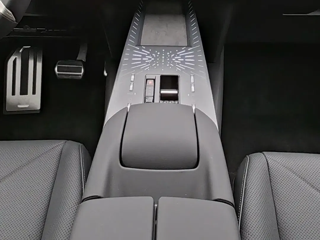 DS Automobiles N°8 - foto 12