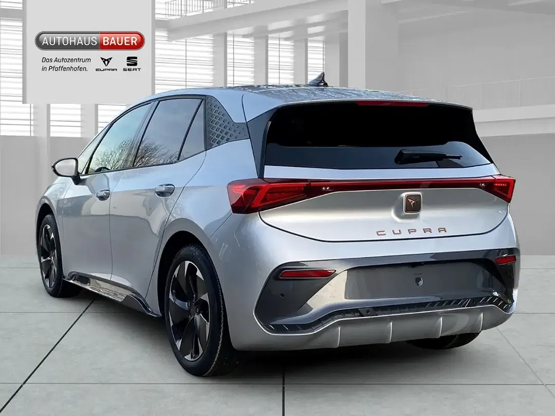CUPRA Born - Thumbnail 3