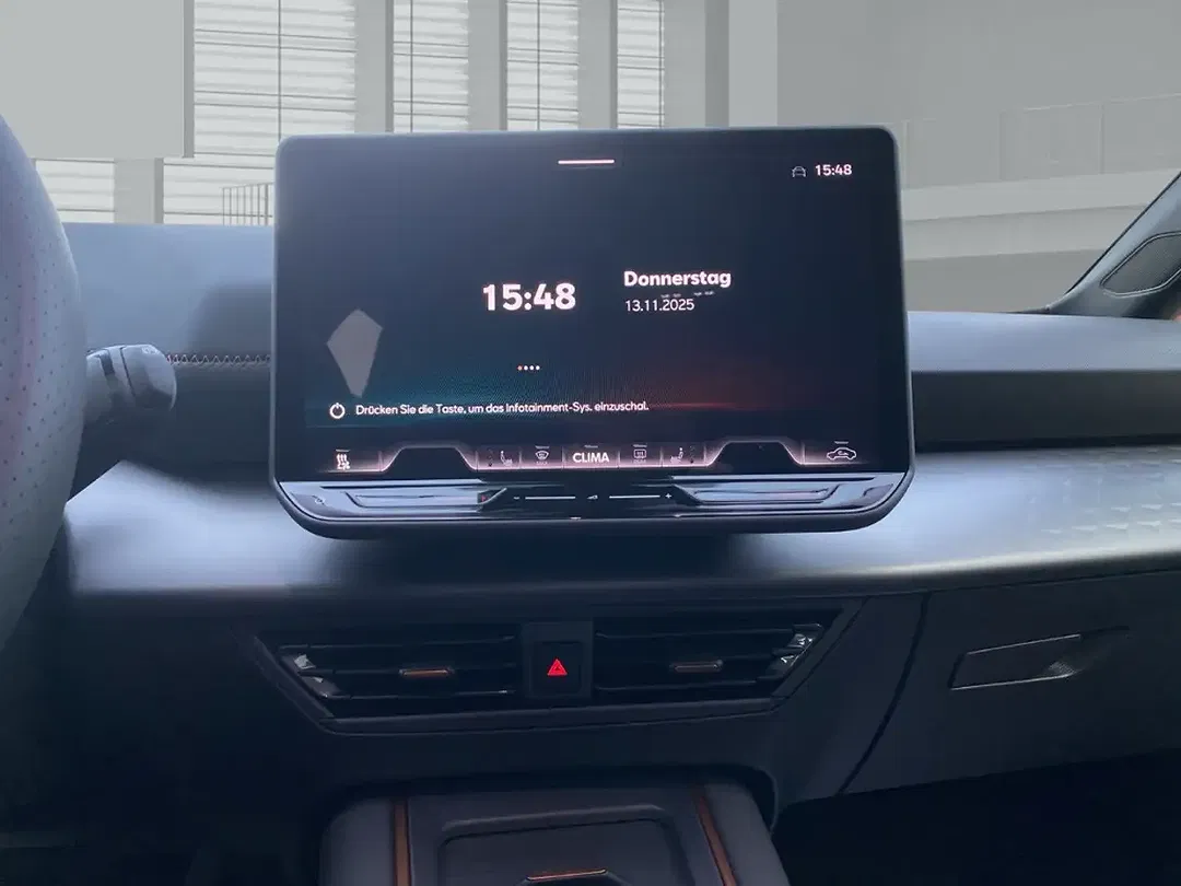 CUPRA Born - Thumbnail 8
