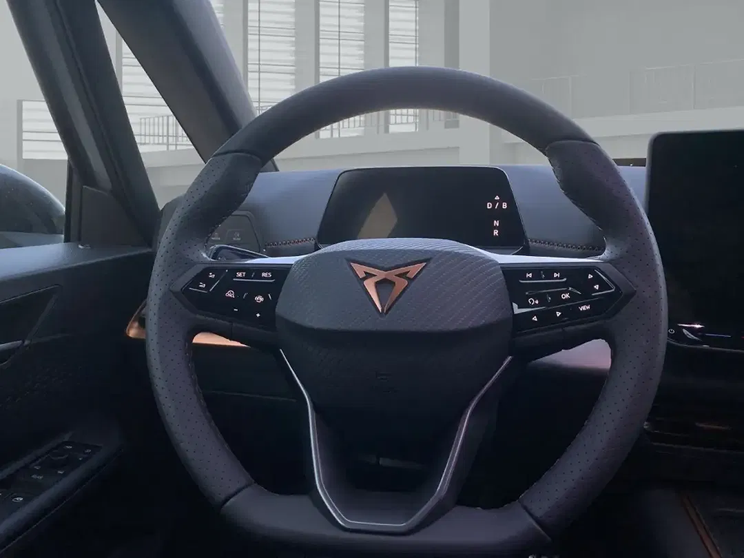 CUPRA Born - Thumbnail 9