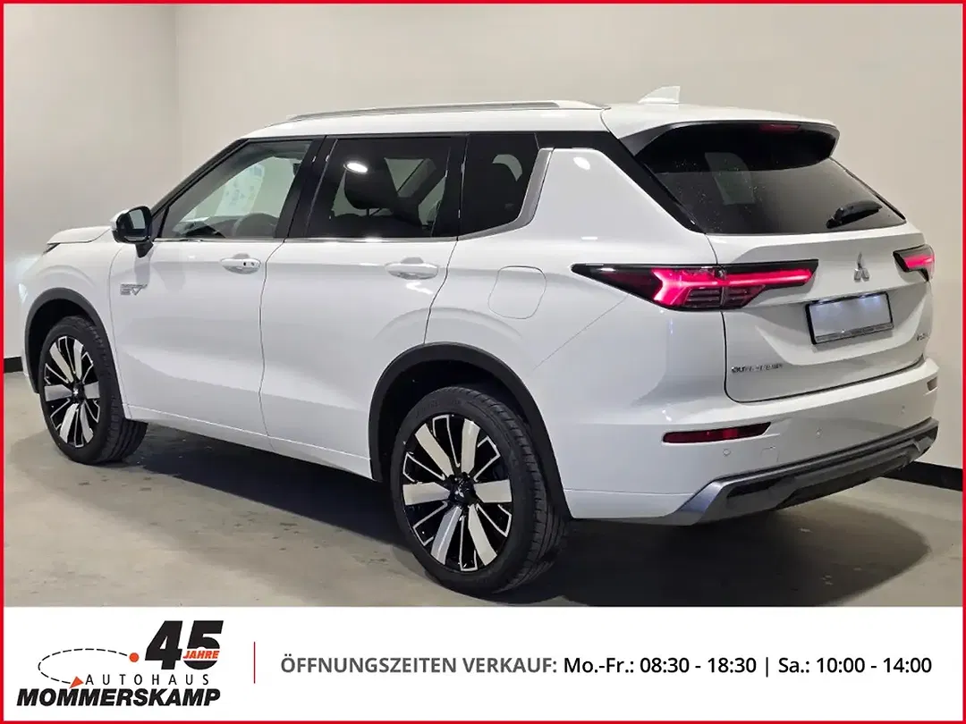 Mitsubishi Outlander 2.4 4WD Top - Thumbnail 3