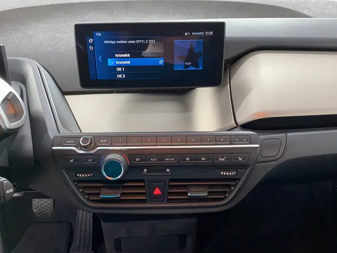 BMW i3 - Thumbnail 4