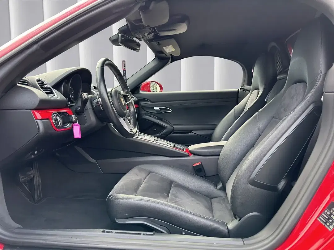 Porsche Boxster - Thumbnail 10