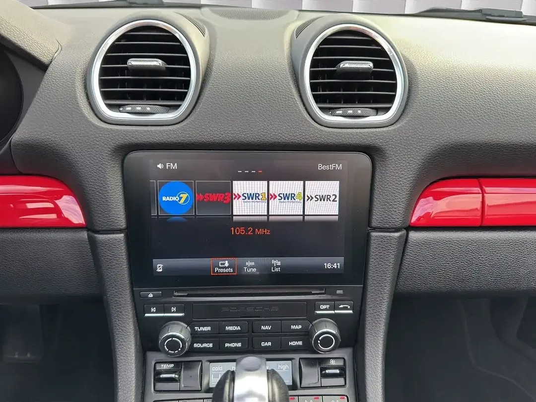 Porsche Boxster - Thumbnail 14