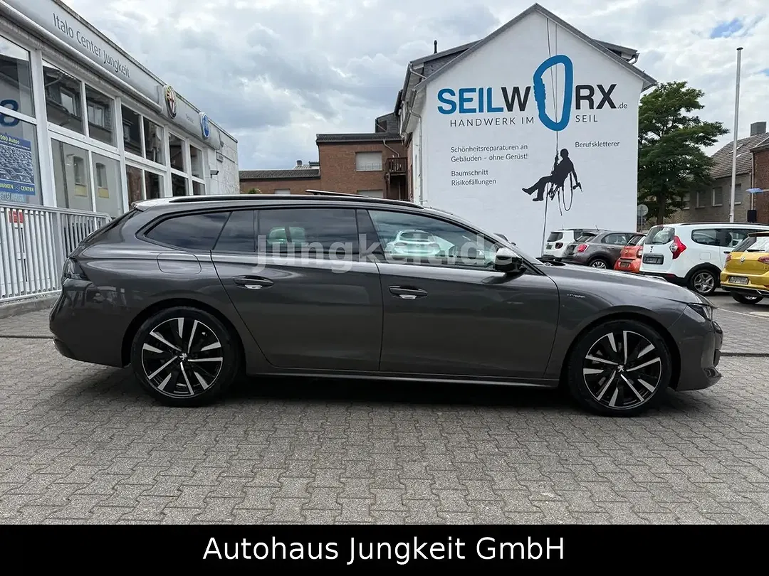 Peugeot 508 225 Hybrid GT Pack SW - Thumbnail 4