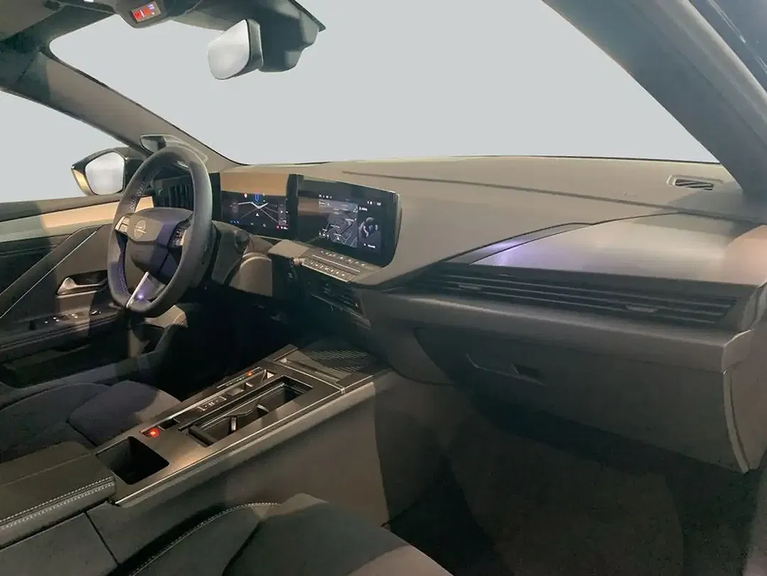 Opel Astra PHEV Ultimate - Thumbnail 13
