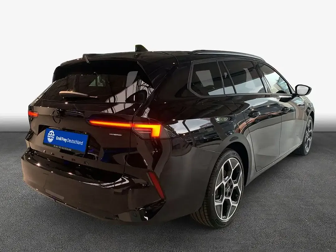 Opel Astra PHEV Ultimate - Thumbnail 2
