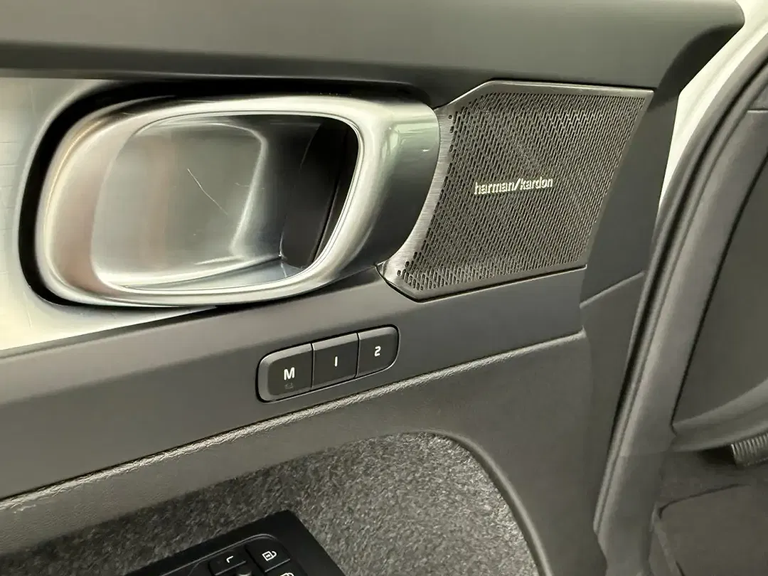 Volvo XC40 B3 Geartronic Plus Dark - Thumbnail 13