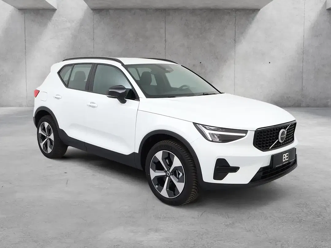 Volvo XC40 B3 Geartronic Plus Dark - Thumbnail 3