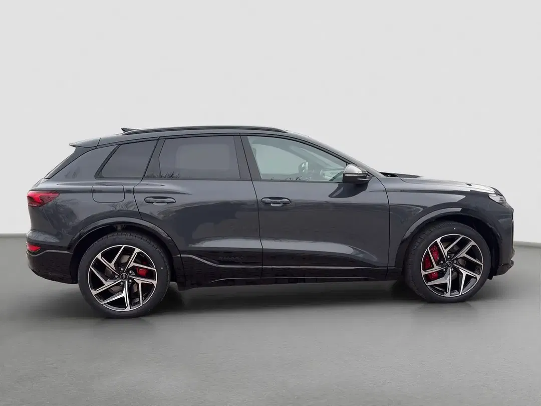 Audi SQ6 e-tron 25 - Thumbnail 6