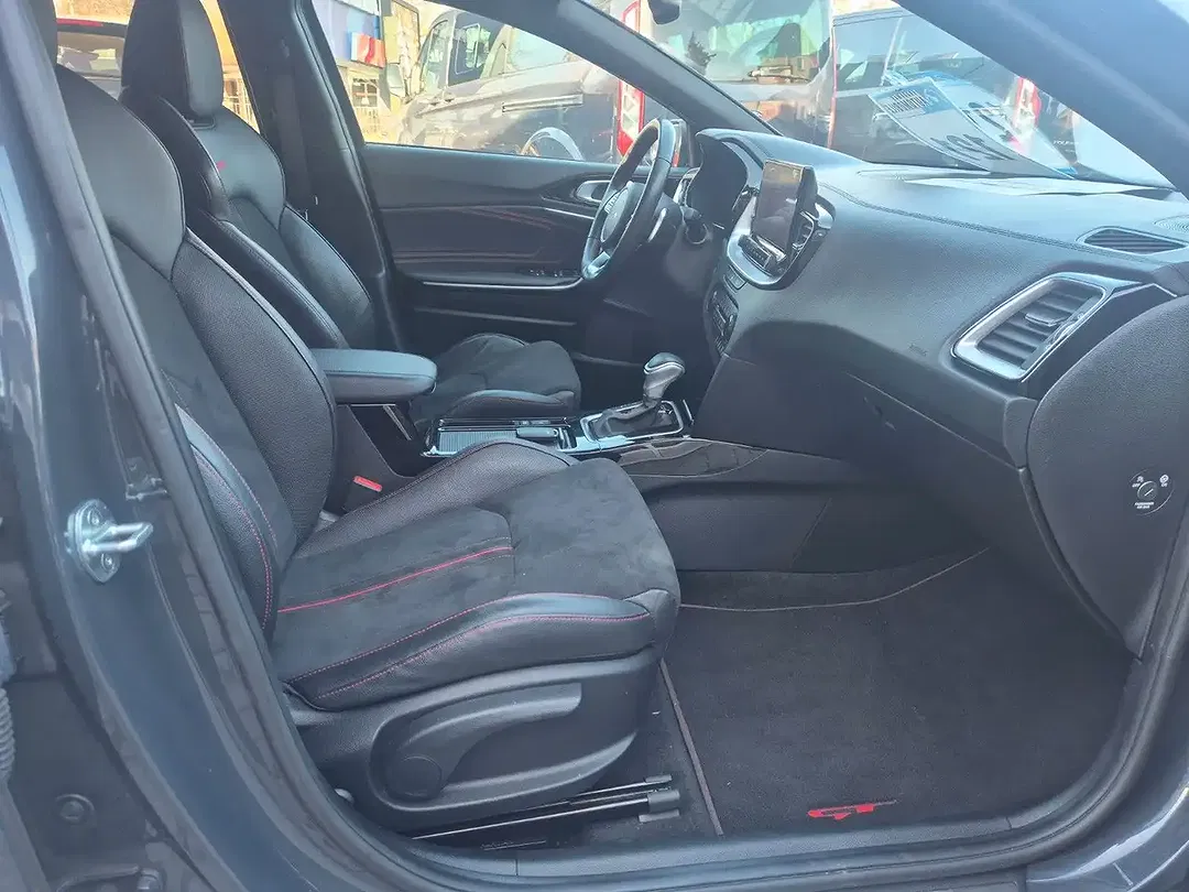 Kia Ceed SW / cee'd SW AMT GT - Thumbnail 11
