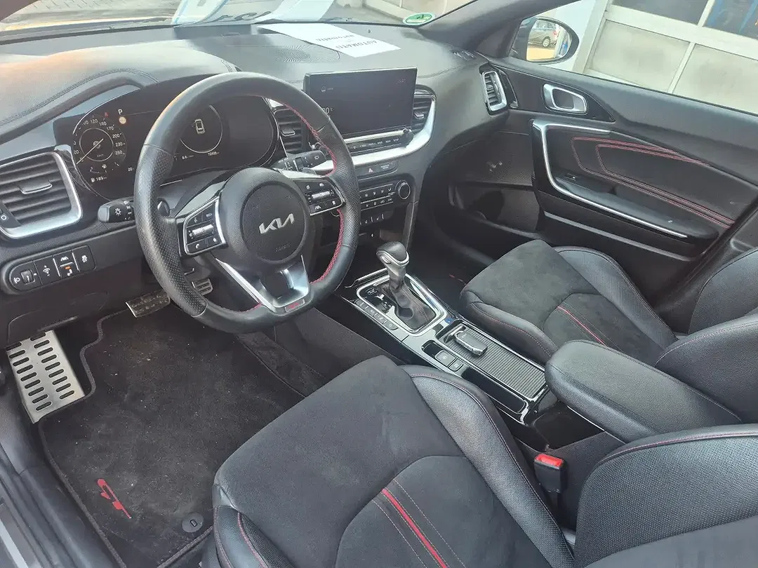 Kia Ceed SW / cee'd SW AMT GT - foto 15