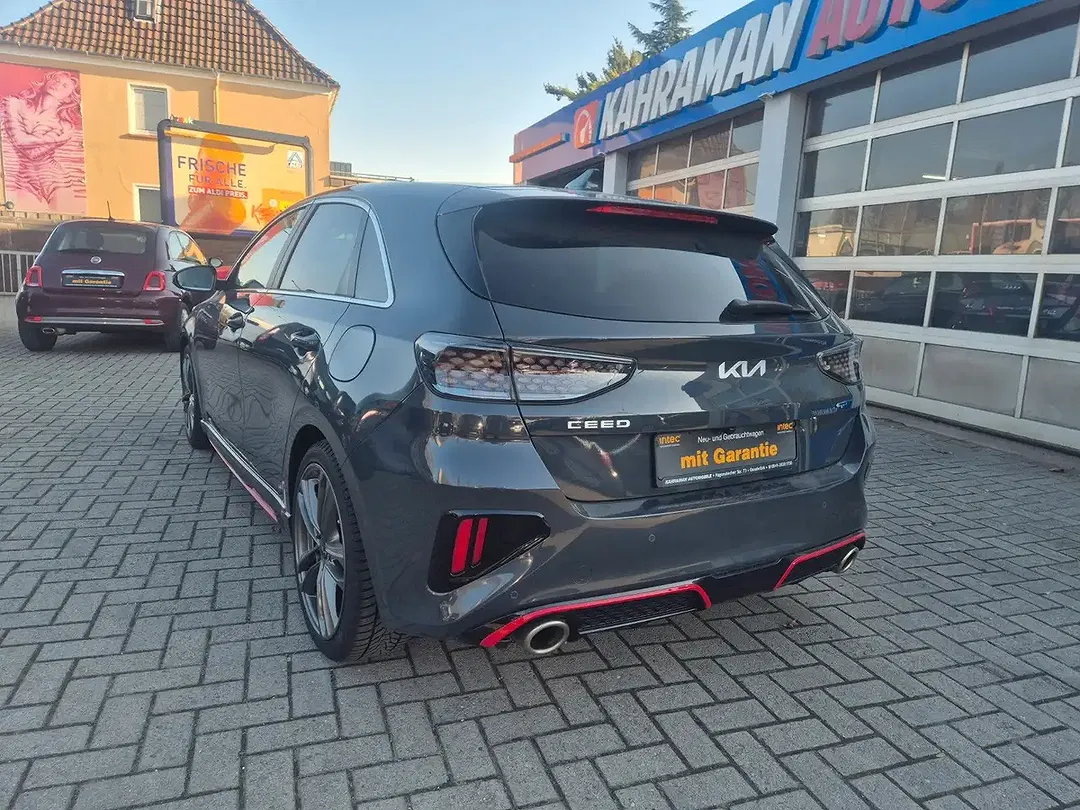Kia Ceed SW / cee'd SW AMT GT - Thumbnail 6