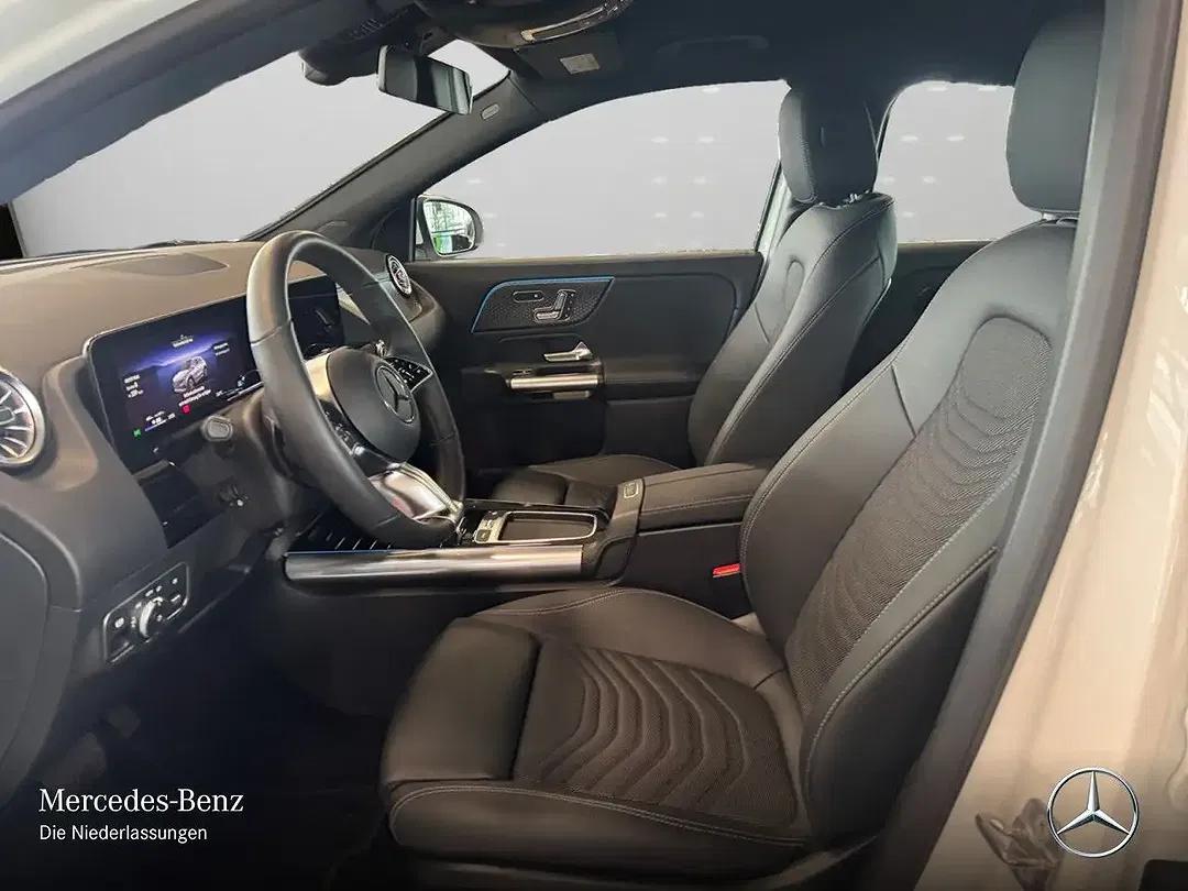 Mercedes-Benz EQA 250 - Thumbnail 10