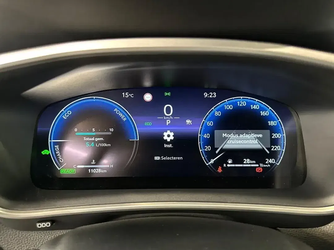 Toyota Corolla Cross - Thumbnail 12