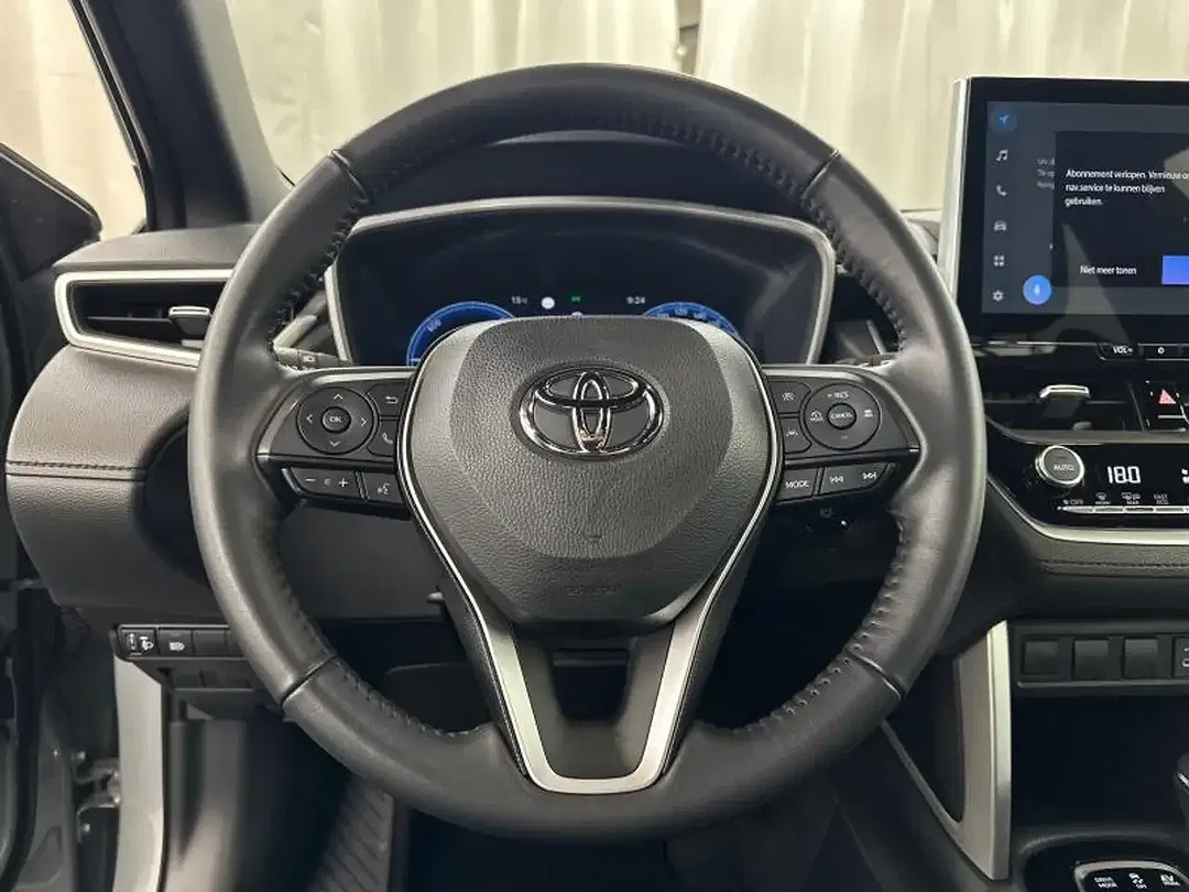 Toyota Corolla Cross - Thumbnail 22