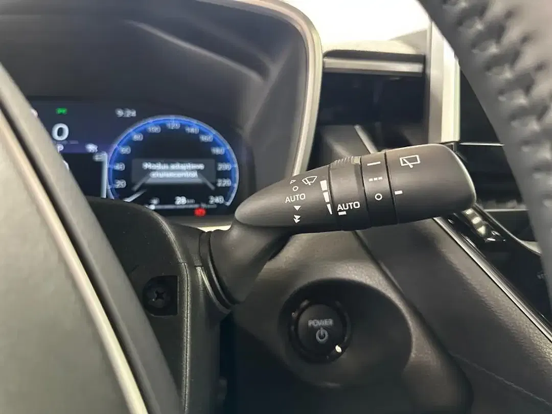 Toyota Corolla Cross - Thumbnail 23