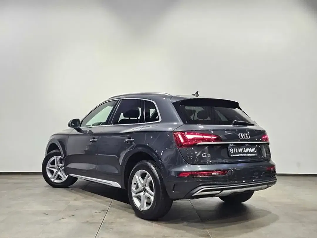 Audi Q5 40 TDI Matrix LED sport - Thumbnail 9