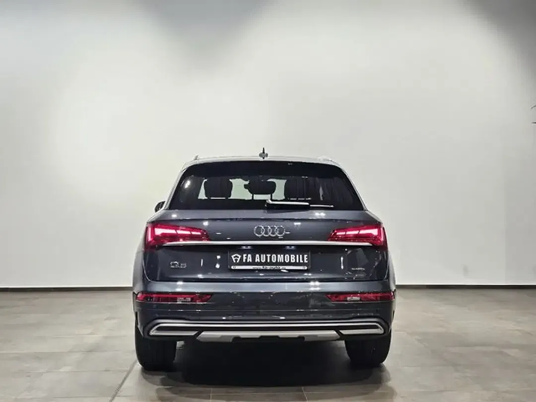 Audi Q5 40 TDI Matrix LED sport - Thumbnail 10