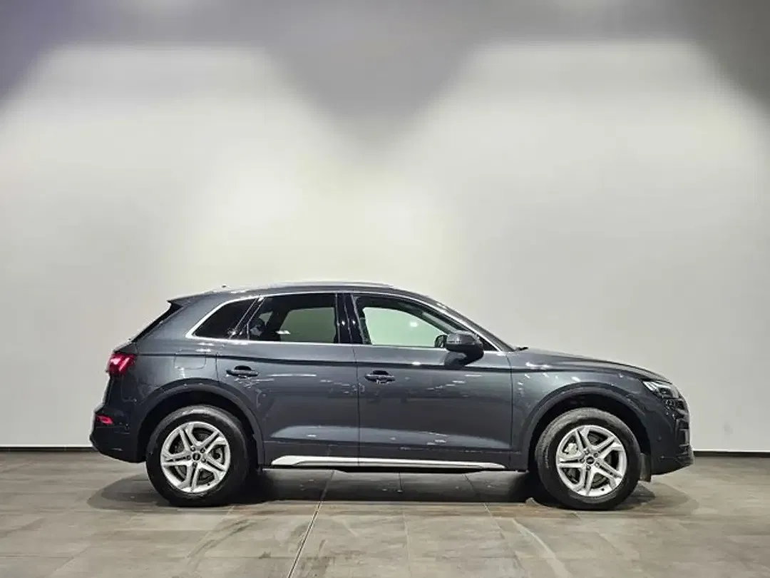 Audi Q5 40 TDI Matrix LED sport - Thumbnail 6