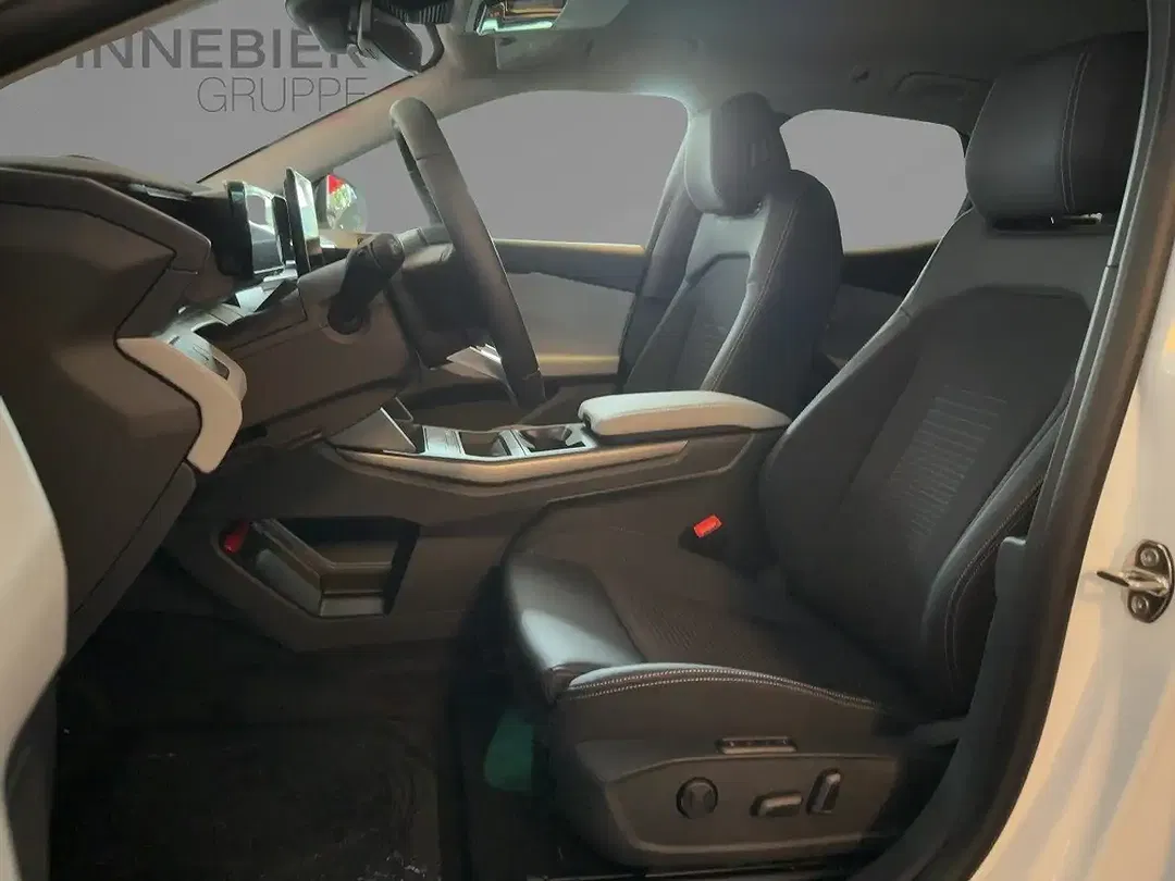Ford Explorer Select - Thumbnail 5