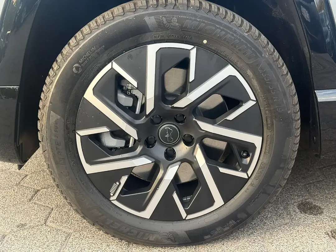 Jeep Compass PHEV Hybrid Summit - Thumbnail 3
