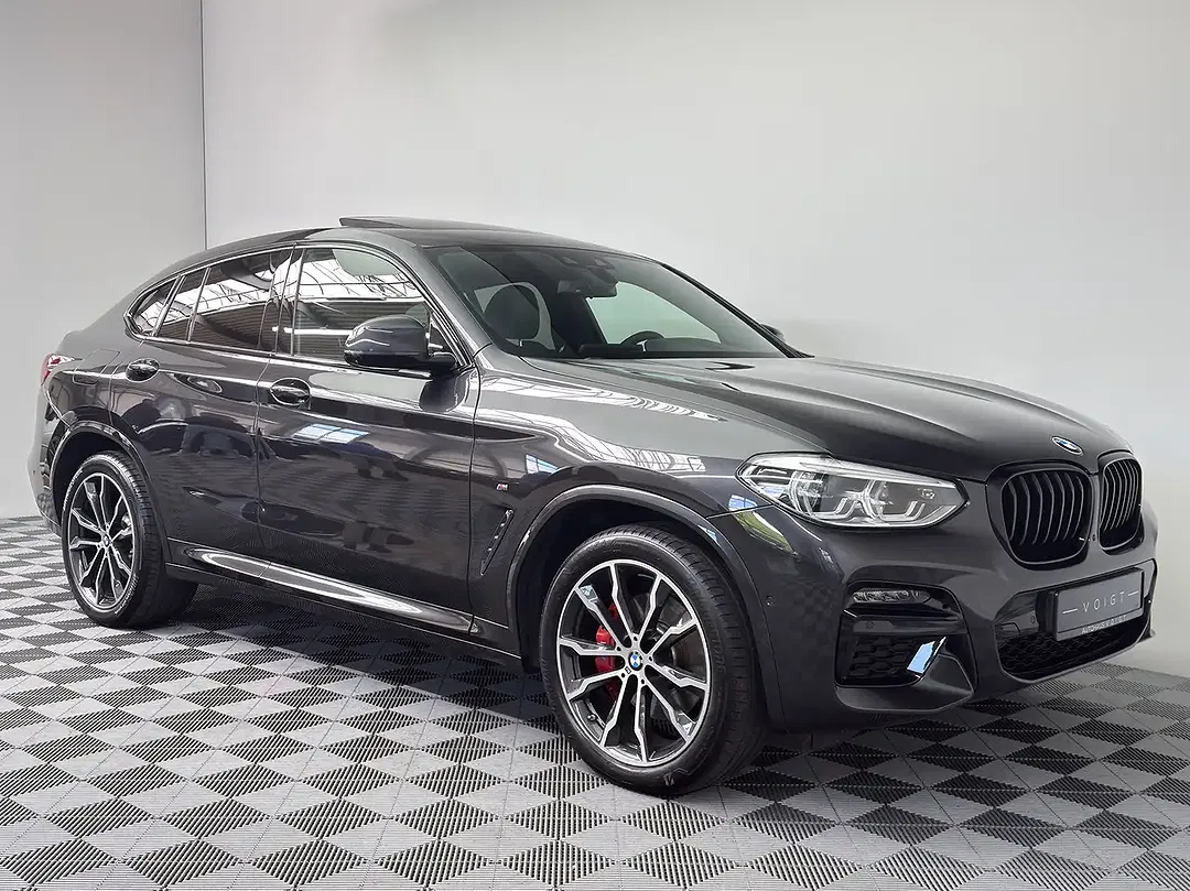 BMW X4 M - Thumbnail 3
