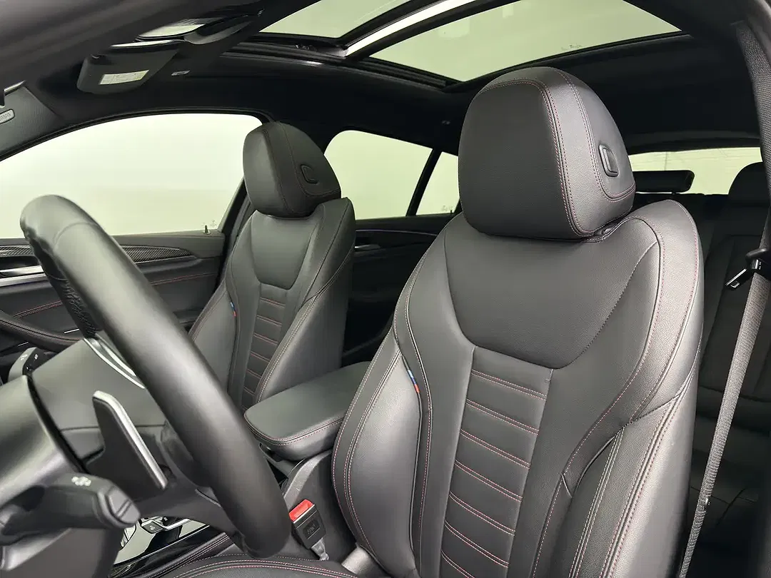 BMW X4 M - Thumbnail 4