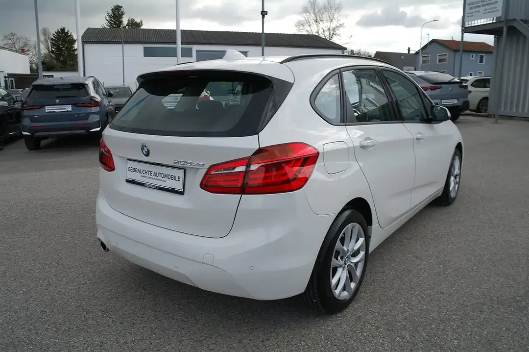 BMW 225 - foto 2