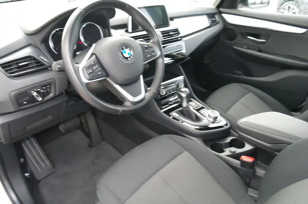 BMW 225 - Thumbnail 5