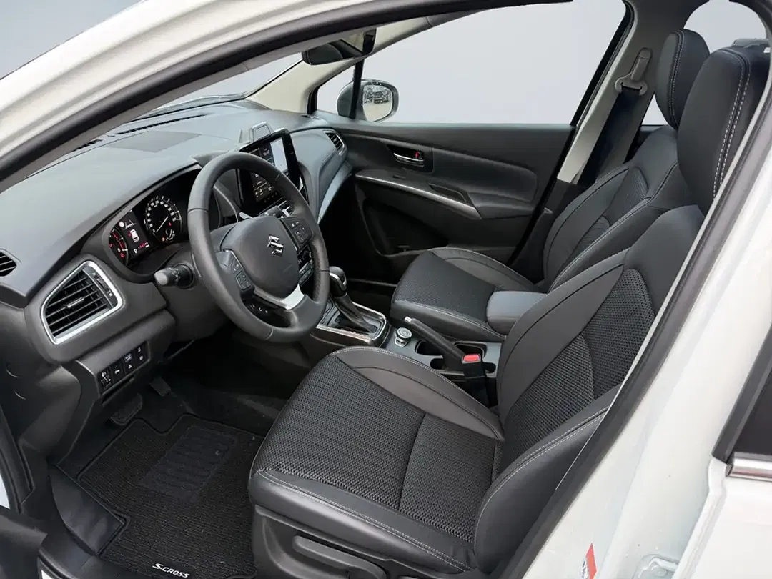 Suzuki SX4 S-Cross 1.5 Comfort+ - Thumbnail 9