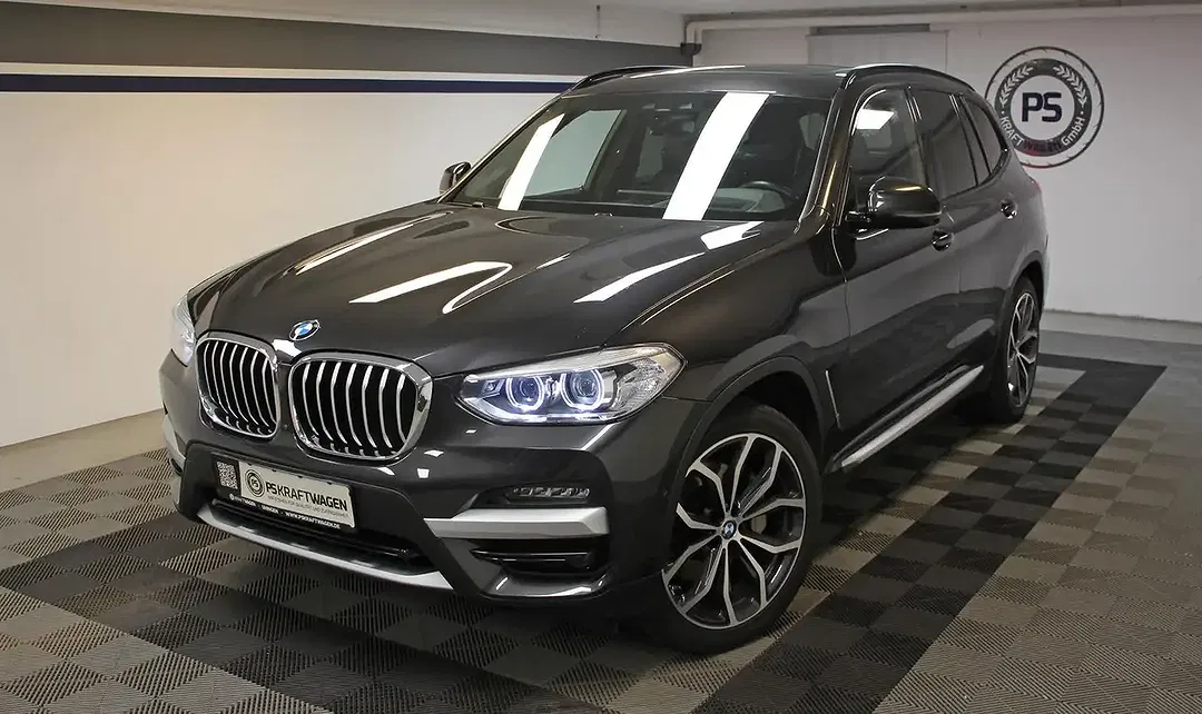 BMW X3 xDrive xLine - Thumbnail 1