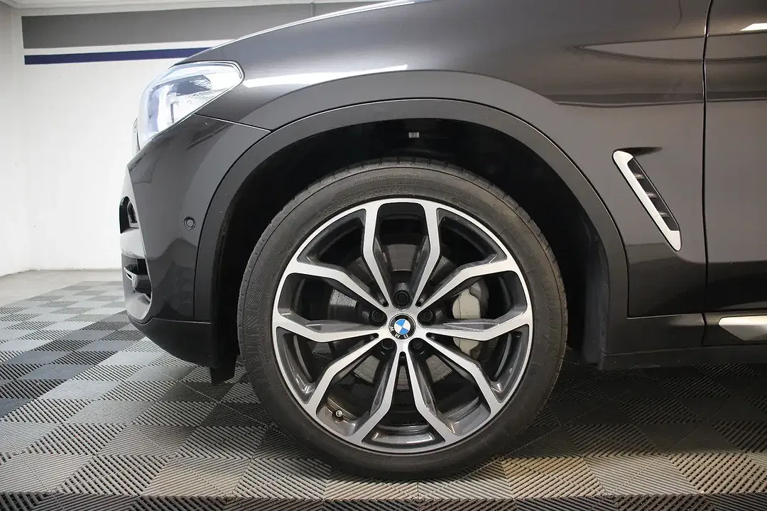 BMW X3 xDrive xLine - Thumbnail 5