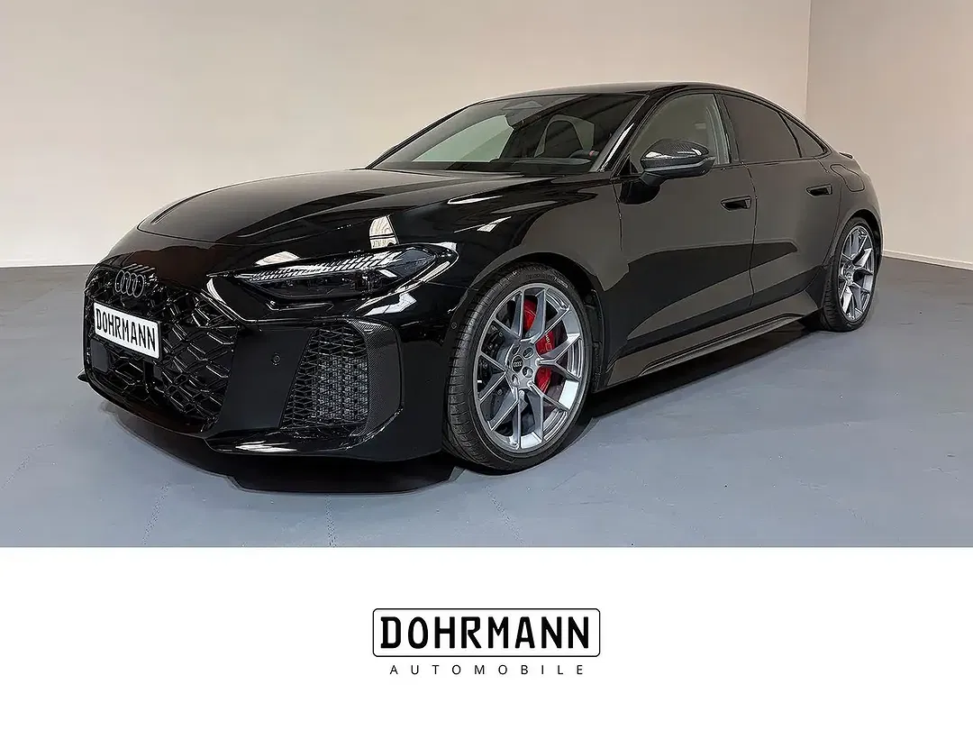 Audi RS5 - foto 1