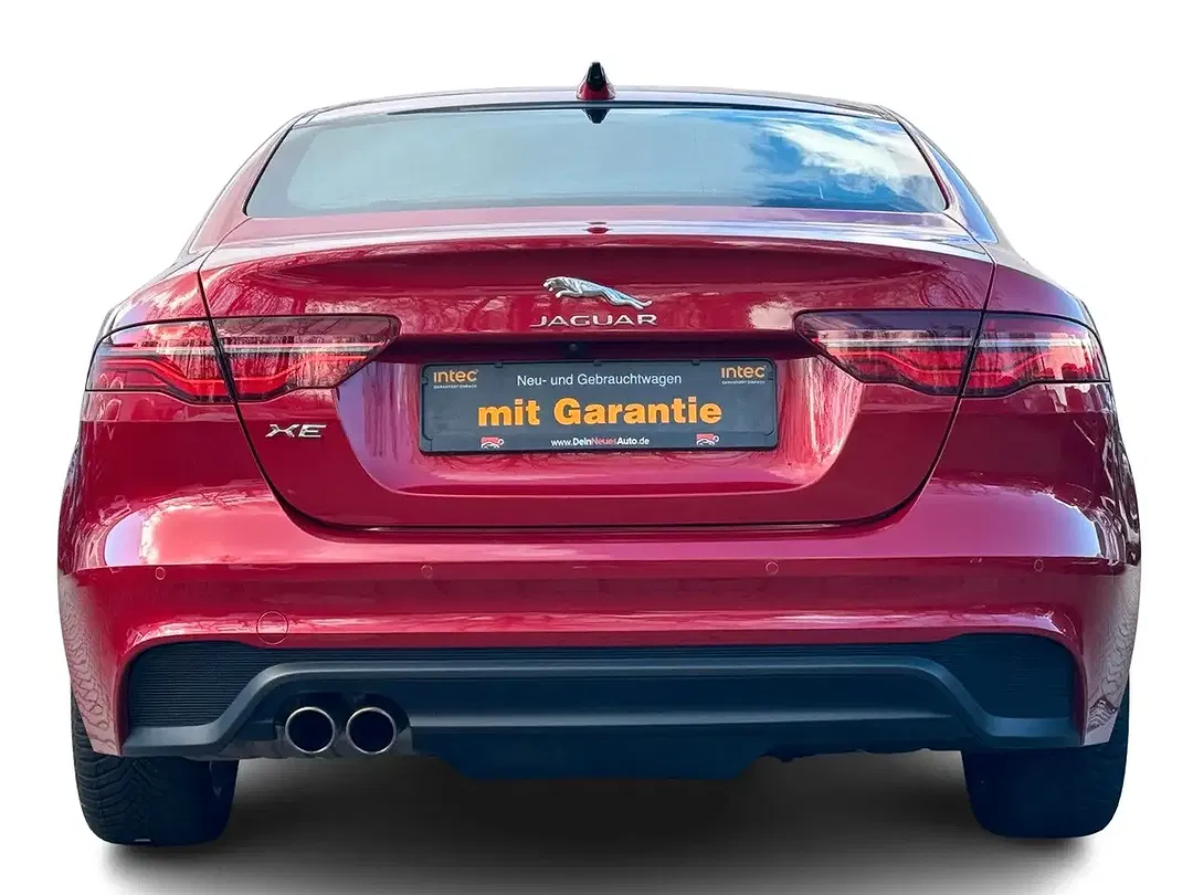 Jaguar XE 4x4 S Black - Thumbnail 7