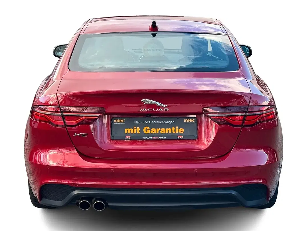 Jaguar XE 4x4 S Black - Thumbnail 8