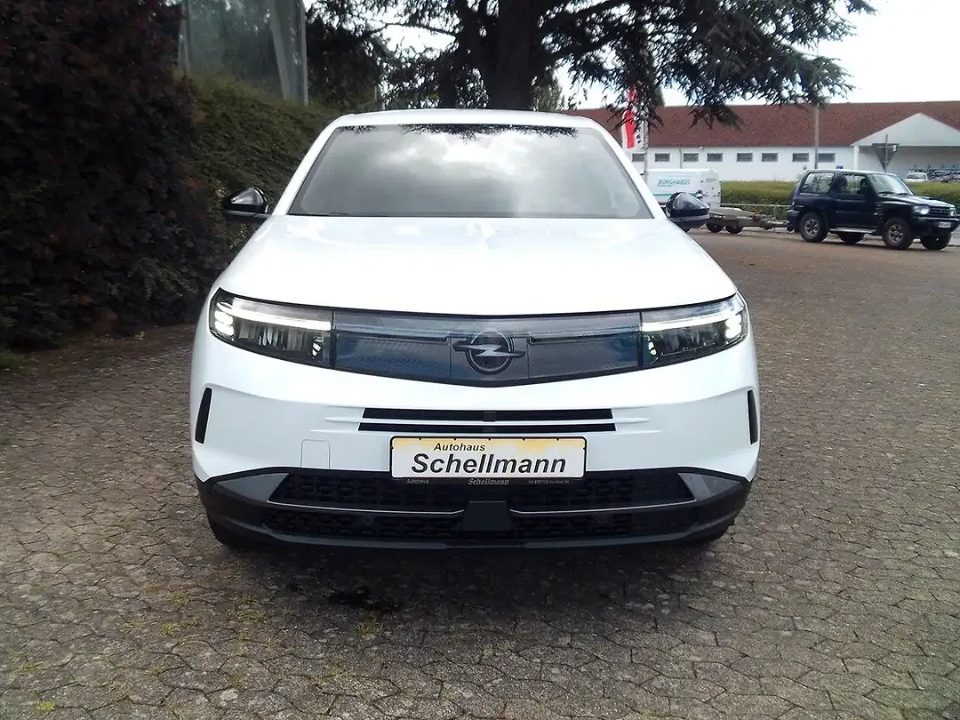 Opel Grandland X - Thumbnail 3