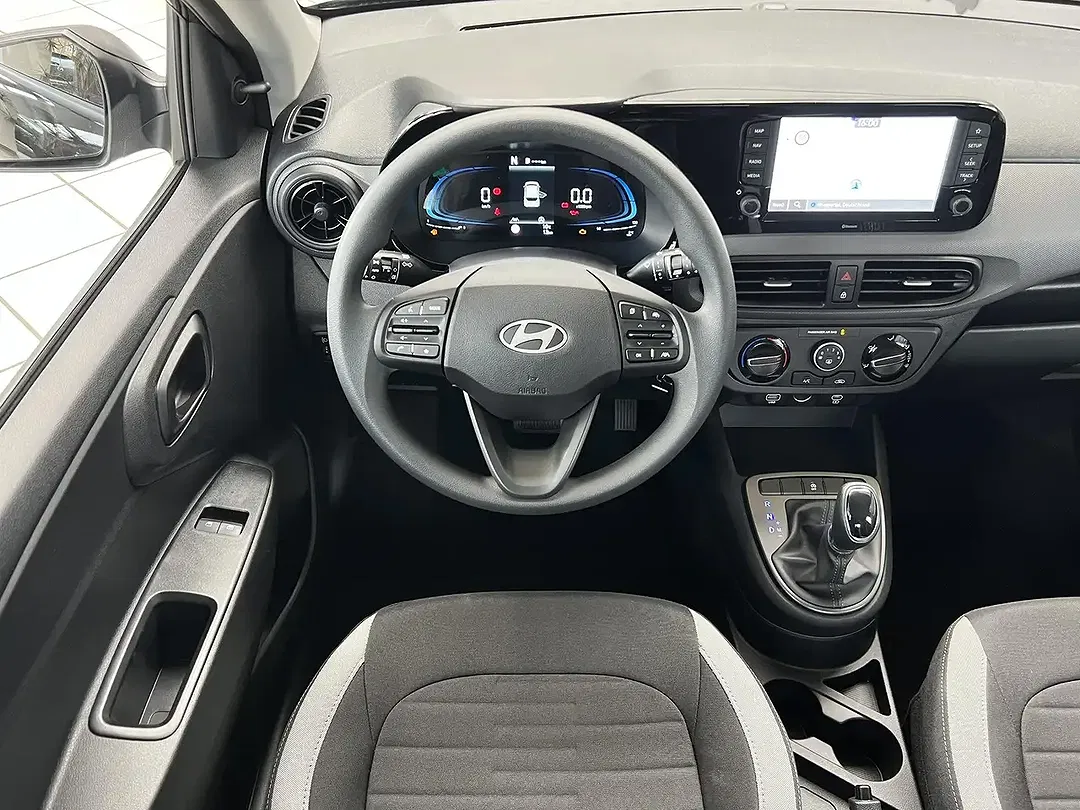 Hyundai i10 - Thumbnail 12